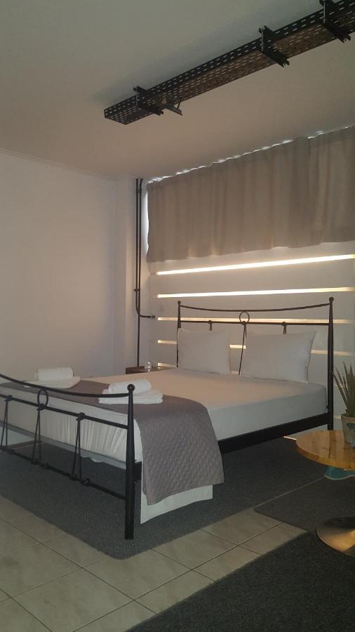 Studio V3St & Parking Lárisa Eksteriør bilde